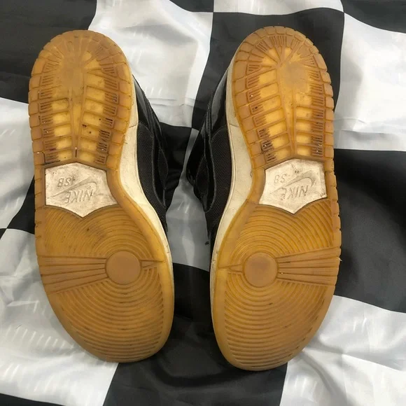 Beat pair of Nike SB Space Jam dunks sz 9.5 - Picture 6 of 9